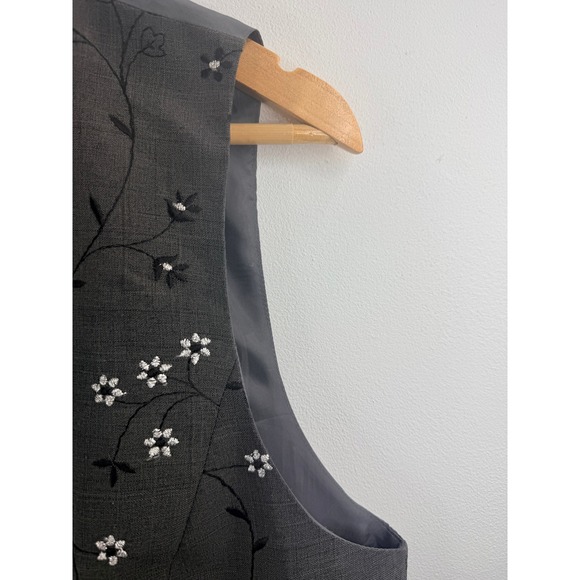 Joan Leslie Vintage Floral Embroidered Vest Gray Button Front Cinch Back Sz L - Picture 4 of 9
